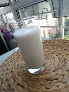 Süt arttırıcı muzlu smoothie
