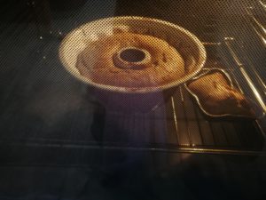 Trabzon hurmalı (cennet hurmalı) kek