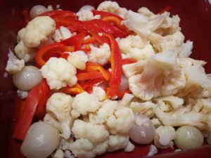 Buharda pişiricide karnabahar yemeği