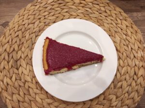 Kızılcıklı ve Beyaz Çikolatalı CheeseCake