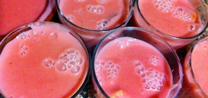 Kırmızı pancarlı muhallebi