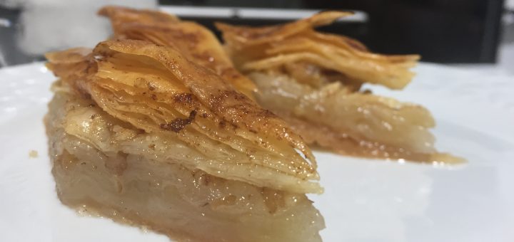 Tereyağlı Ev Baklavası