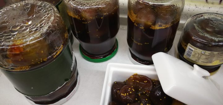 Organik incirler ile incir reçeli yapımı